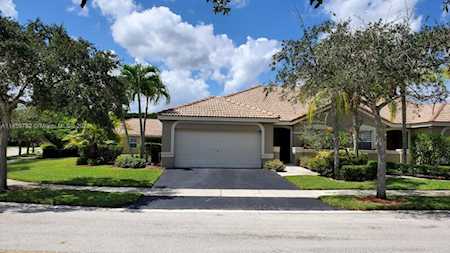 1571 Orion Ln Weston, FL 33327
