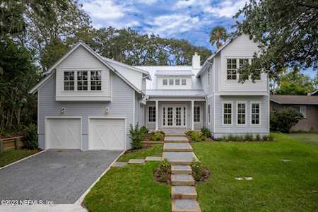 393 4th ST Atlantic Beach, FL 32233