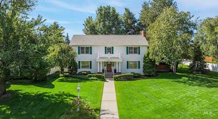 2208 S Tawny Woods Pl Boise, ID 83706