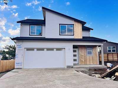 37363 American ST Sandy, OR 97055