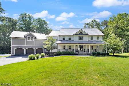 3 Evergreen Ln Lebanon Twp., NJ 07830