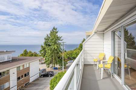 15010 Roper Avenue #401 White Rock, BC V4B 5A9
