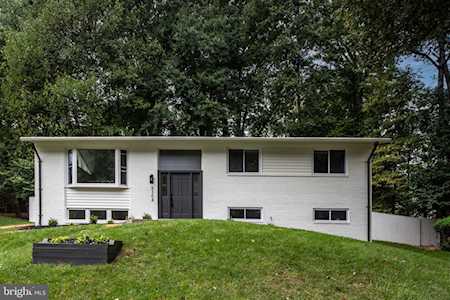 5304 Orchardson Ct Fairfax, VA 22032