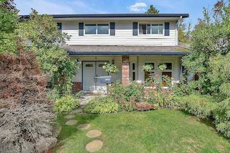 15451 Kilmore Place Surrey, BC V3S 6N3