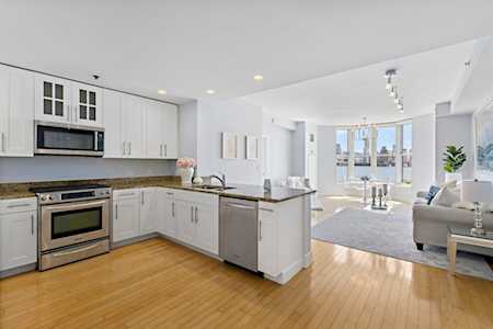 1125 Maxwell Lane #344 Hoboken, NJ 07030