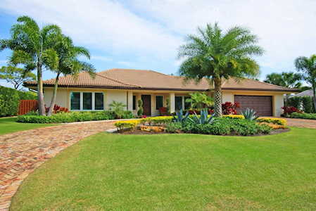 210 Golfview Drive Tequesta, FL 33469