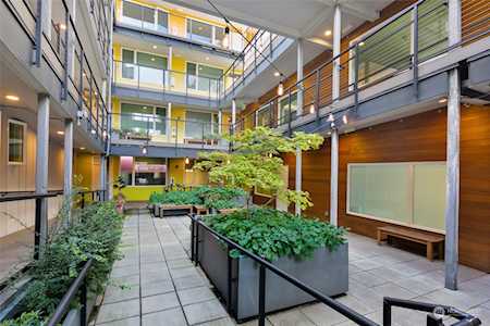 121 12th Ave E #504 Seattle, WA 98102