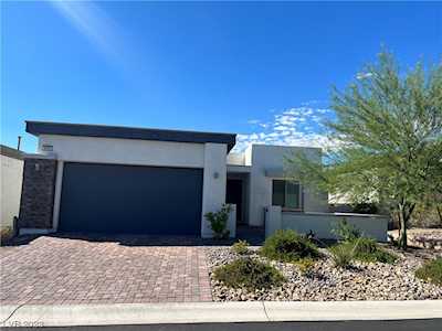 8955 Golden Crow Ave Las Vegas, NV 89148