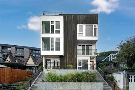 2125 Dexter Ave N Seattle, WA 98109