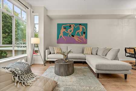 630 Roche Point Drive #301 North Vancouver, BC V7H 3A1