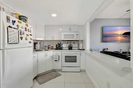300 NW 42nd Ave #802 Miami, FL 33126