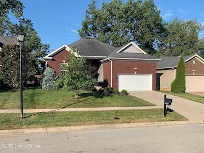 4024 Emerald Spring Pl Louisville, KY 40245
