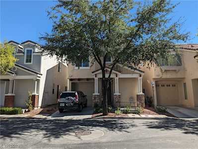 8146 Golden Flowers St Las Vegas, NV 89139