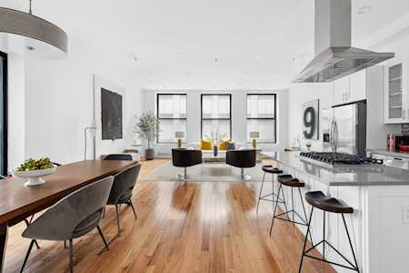 552 W 43rd St #PHA New York, NY 10036
