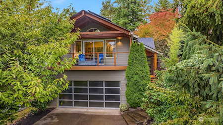 1412 Toledo St Bellingham, WA 98229