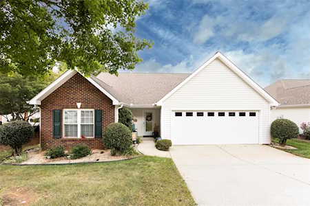 174 Oak Village Parkway Mooresville, NC 28117