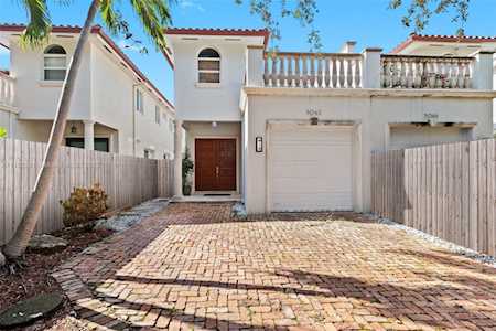 3042 Orange St Coconut Grove, FL 33133