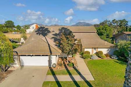 16921 Valle Verde Rd Poway, CA 92064