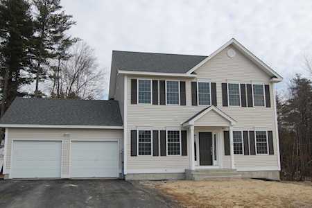 10 Acre Ln #50 Merrimack, NH 03054
