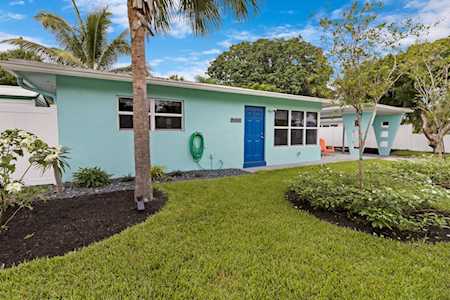 2101 NE 4th Way Boca Raton, FL 33431