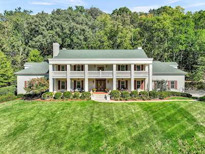 2028 Lynnwood Dr Franklin, TN 37069