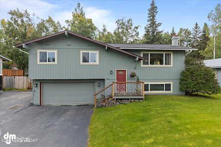 2910 Concord Lane Anchorage, AK 99502