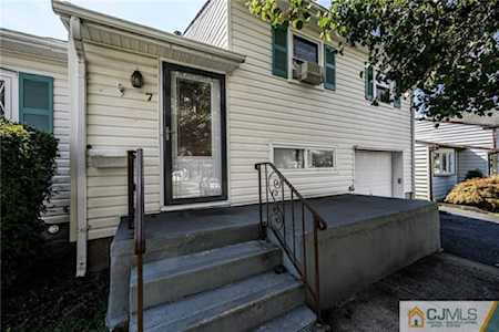 7 Florence Drive Sayreville, NJ 08859