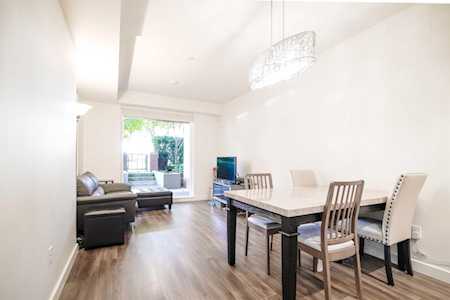 7928 Yukon Street #107 Vancouver, BC V5X 2Y7