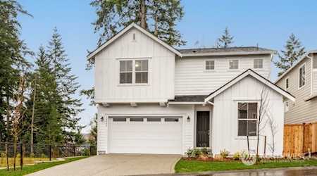 10266 Chimes Place NW #17 Bremerton, WA 98311