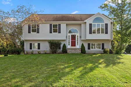 11 Thyme Lane North Attleboro, MA 02760