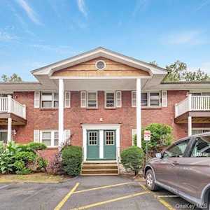 82 Demarest Ave #16 West Nyack, NY 10994