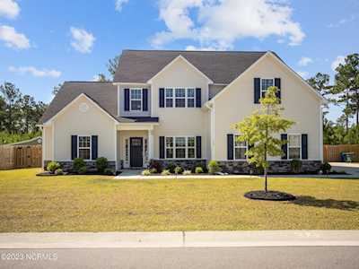 527 Transom Way Sneads Ferry, NC 28460
