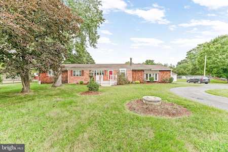 10514 Willetts Crossing Rd White Plains, MD 20695