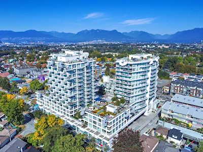 2220 Kingsway #1705 Vancouver, BC V5N 2T7