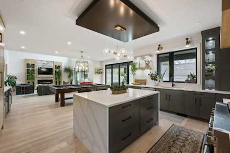 20569 71 Ave Avenue Langley, BC V2Y 3J9