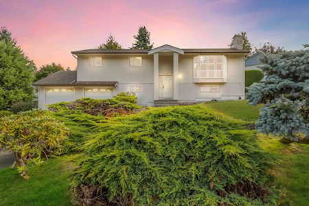 11243 Kendale View Delta, BC V4C 3R1