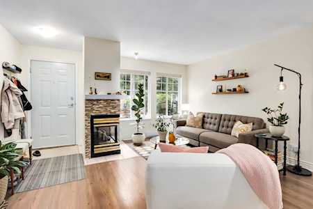 240 Tenth Street #14 New Westminster, BC V3M 3X9
