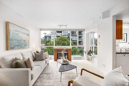 1425 W 6th Avenue #509 Vancouver, BC V6H 4G5