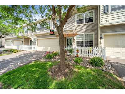 4529 Victor Path #8 Hugo, MN 55038