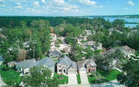 13005 Wood Harbour Dr Montgomery, TX 77356