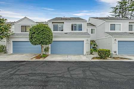11428 Garden Terrace Dr CUPERTINO, CA 95014