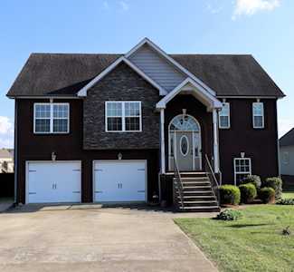 1336 Canyon Pl Clarksville, TN 37042