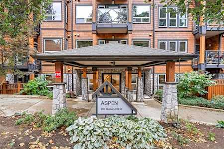 201 Nursery Hill Dr #410 View Royal, BC V9B 0H7