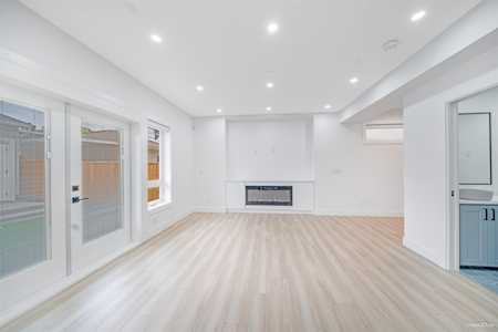 6166 Beatrice Street Vancouver, BC V5P 3R2