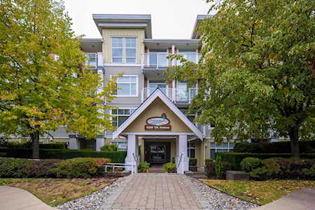 15299 17A Avenue #303 Surrey, BC V4A 1V4