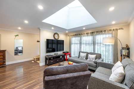 3233 Dunkirk Avenue Coquitlam, BC V3E 1G8