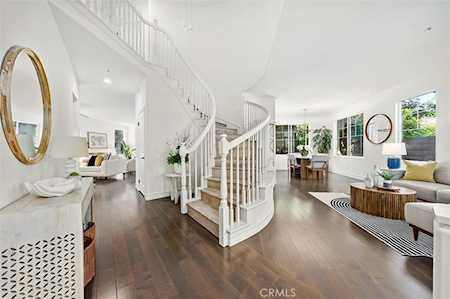 24 Parkcrest Irvine, CA 92620