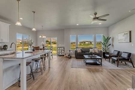 7899 N Bristlecone Rd Eagle Mountain, UT 84005