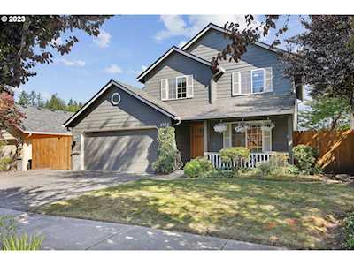 8413 NE 39th AVE Vancouver, WA 98665