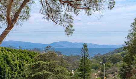956 Calle Cortita Santa Barbara, CA 93109